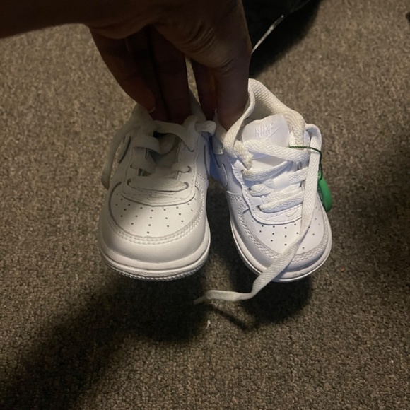 Air Force ones low - Picture 3 of 3